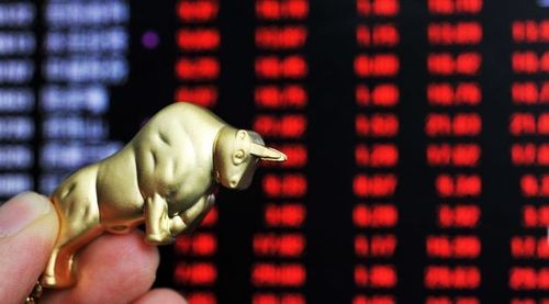 大环境下的“舍”与“得”,深入剖析香港鼎益丰产业变革